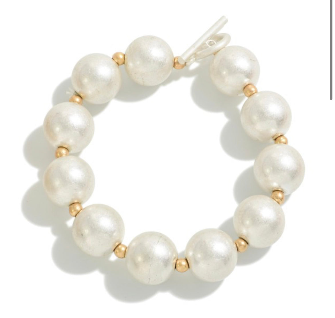 Anastasia Oversized Pearl Bracelet