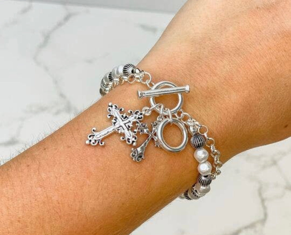 Faith Over Fear Toggle Bracelet